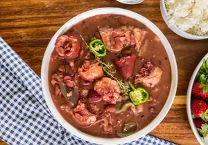Peas Soup with Pigtail